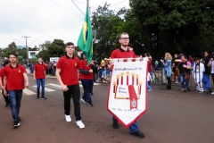 ...representação de integrantes da organização para orgulho da pátria